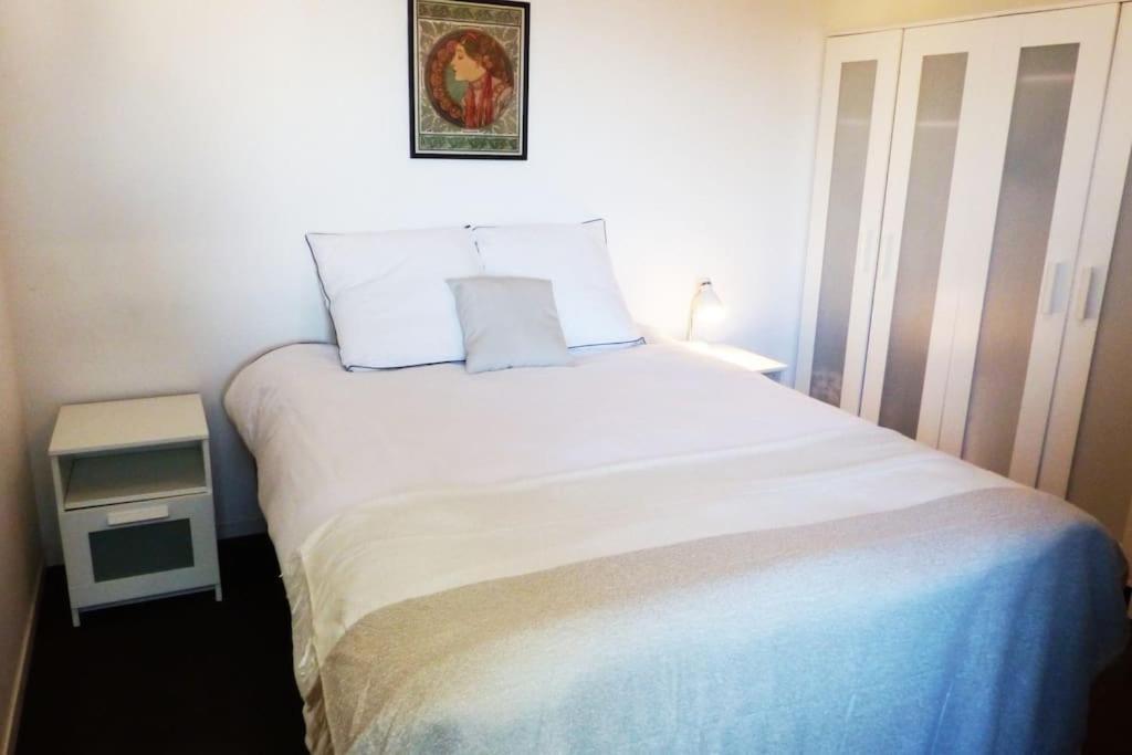 Appartement Proche Chu Avec Balcon Et Parking Lille Dış mekan fotoğraf